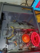 出i5 9400f六核游戲電腦主機(jī)